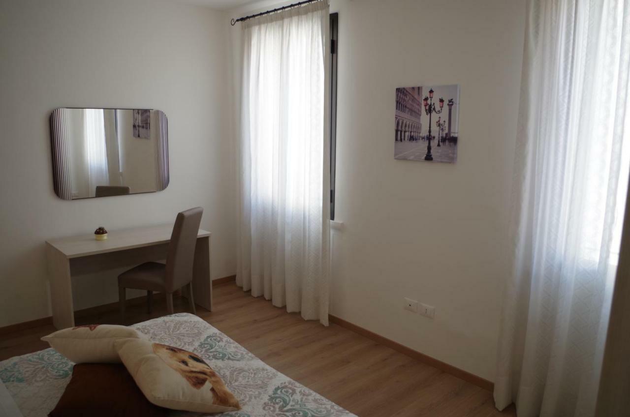 Alla Torre B&B Mestre Esterno foto