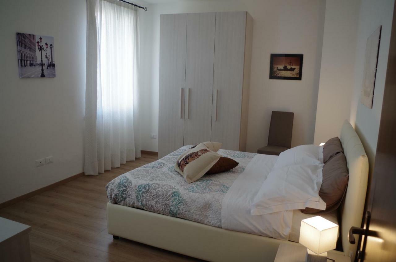 Alla Torre B&B Mestre Esterno foto